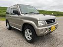 ＶＲ　ＨＩＤヘッドライト　Ｃａｒｒｏｚｚｅｒｉａスピーカー　４ＷＤ　メンテナンスノート　取説　スペアキー　キーレスエントリー　ＭＴ　ＡＢＳ　カセット　アルミホイール　衝突安全ボディ　パワーステアリング（12枚目）