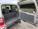 ＶＲ　ＨＩＤヘッドライト　Ｃａｒｒｏｚｚｅｒｉａスピーカー　４ＷＤ　メンテナンスノート　取説　スペアキー　キーレスエントリー　ＭＴ　ＡＢＳ　カセット　アルミホイール　衝突安全ボディ　パワーステアリング（34枚目）