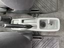 ＶＲ　ＨＩＤヘッドライト　Ｃａｒｒｏｚｚｅｒｉａスピーカー　４ＷＤ　メンテナンスノート　取説　スペアキー　キーレスエントリー　ＭＴ　ＡＢＳ　カセット　アルミホイール　衝突安全ボディ　パワーステアリング（44枚目）