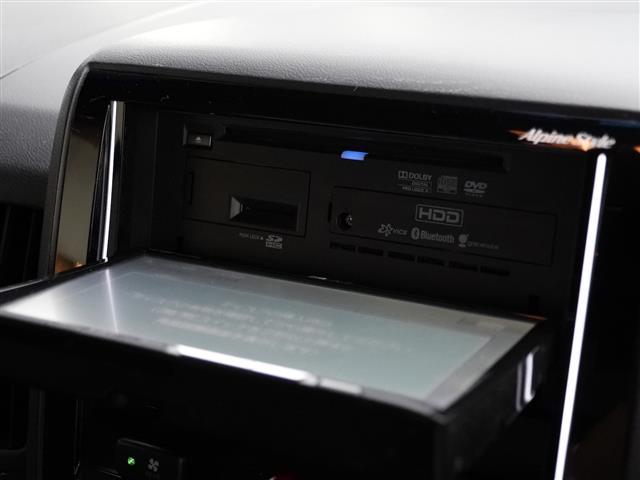 デリカＤ：５ ローデスト　Ｇ　パワーパッケージ　ＡＬＰＩＮＥ８インチＨＤＤナビ／バックカメラ／ＥＴＣ／フルセグＴＶ／リアフリップダウンモニター／左右パワースライドドア／クルコン／パトルシフト（5枚目）