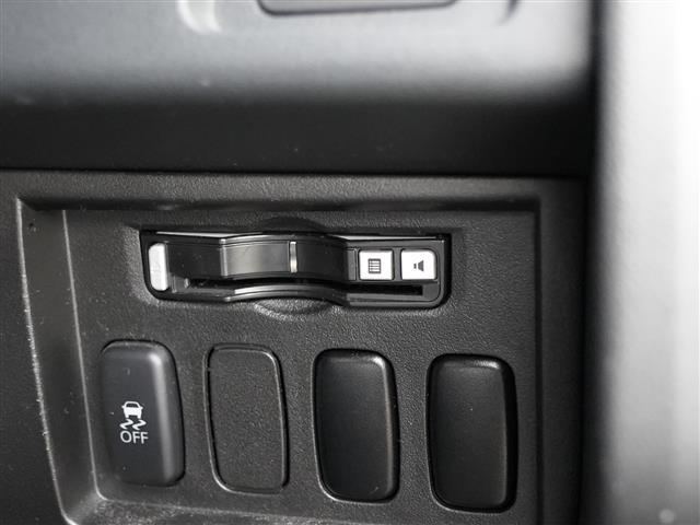 デリカＤ：５ ローデスト　Ｇ　パワーパッケージ　ＡＬＰＩＮＥ８インチＨＤＤナビ／バックカメラ／ＥＴＣ／フルセグＴＶ／リアフリップダウンモニター／左右パワースライドドア／クルコン／パトルシフト（12枚目）