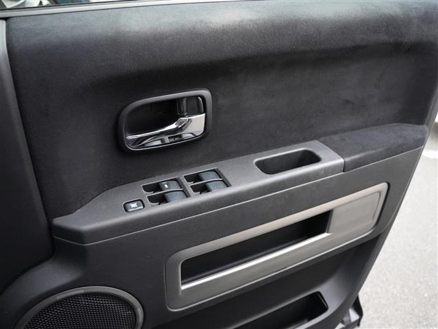 デリカＤ：５ ローデスト　Ｇ　パワーパッケージ　ＡＬＰＩＮＥ８インチＨＤＤナビ／バックカメラ／ＥＴＣ／フルセグＴＶ／リアフリップダウンモニター／左右パワースライドドア／クルコン／パトルシフト（13枚目）