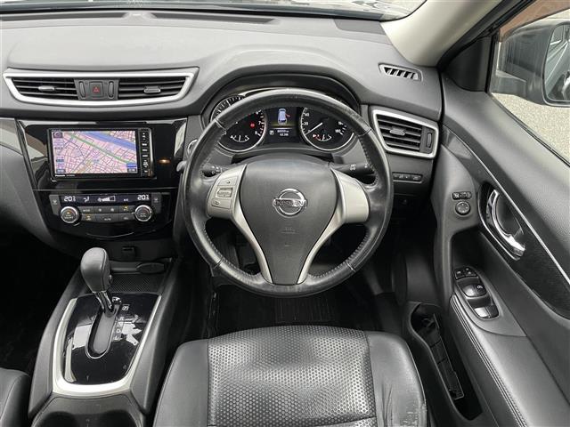 エクストレイル ２０Ｘ　エマージェンシーブレーキパッケージ　４ＷＤ／社外メモリーナビ／バックカメラ／フルセグＴＶ／パワーバックドア／ルーフレール／ＥＴＣ／シートヒーター（運転席／助手席）／プッシュスタート／合皮シート／保証書／取扱説明書（3枚目）