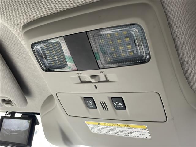 レヴォーグ １．６ＧＴ－Ｓアイサイト　☆純正ナビ（ＴＶ／ＡＭ／ＦＭ／ＣＤ／ＤＶＤ／ＳＤ／ＢＴ）／バックカメラ／サイドカメラ／ビルトインＥＴＣ／ドラレコ（前方）／アイサイト／ＳＩ－ＤＲＩＶＥ／パドルシフト／ステリモ（23枚目）