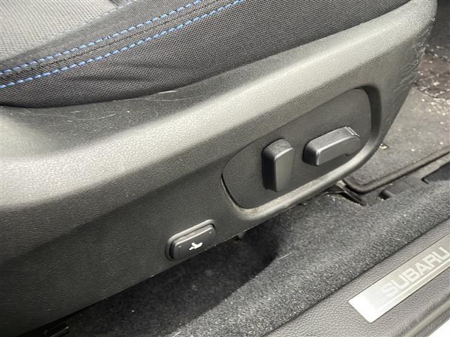 レヴォーグ １．６ＧＴ－Ｓアイサイト　☆純正ナビ（ＴＶ／ＡＭ／ＦＭ／ＣＤ／ＤＶＤ／ＳＤ／ＢＴ）／バックカメラ／サイドカメラ／ビルトインＥＴＣ／ドラレコ（前方）／アイサイト／ＳＩ－ＤＲＩＶＥ／パドルシフト／ステリモ（24枚目）