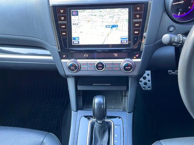 レガシィアウトバック リミテッド　Ｐａｎａｓｏｎｉｃ製ナビ　ＣＮ‐ＬＲ８００Ｄ（フルセグ、ＣＤ、ＤＶＤ、ＡＭ、ＦＭ、ＢＴオーディオ、ＨＤＭＩ）／バックカメラ／プッシュスタート／ステアリングリモコン／パドルシフト／追従クルコン（13枚目）