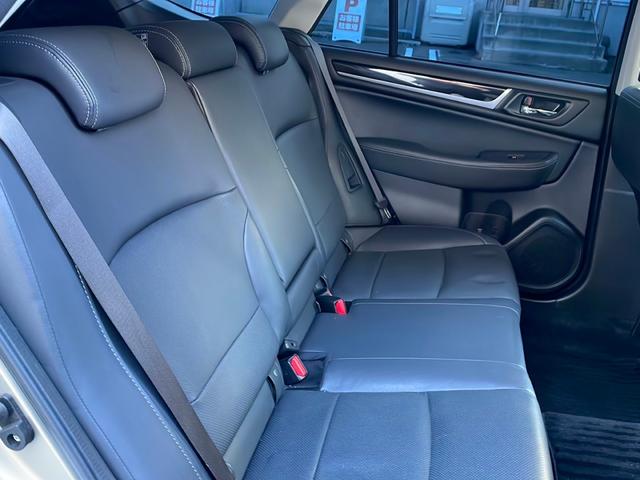 レガシィアウトバック リミテッド　Ｐａｎａｓｏｎｉｃ製ナビ　ＣＮ‐ＬＲ８００Ｄ（フルセグ、ＣＤ、ＤＶＤ、ＡＭ、ＦＭ、ＢＴオーディオ、ＨＤＭＩ）／バックカメラ／プッシュスタート／ステアリングリモコン／パドルシフト／追従クルコン（30枚目）