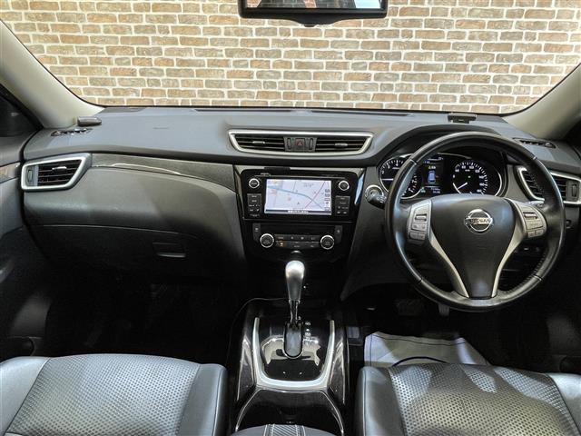 エクストレイル ２０Ｘ　ＨＶブラクＸトリマＸエマジェンシーブレーキＰ　４ＷＤ／パノラミックガラスルーフ／アラウンドビューモニター／ヒルディセントコントロール／エマージェンシーブレーキ／車線逸脱警報／後側方車両接近警報機能／進入禁止警報／前後ソナー（33枚目）