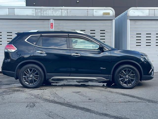 エクストレイル ２０Ｘ　ＨＶブラクＸトリマＸエマジェンシーブレーキＰ　４ＷＤ／パノラミックガラスルーフ／アラウンドビューモニター／ヒルディセントコントロール／エマージェンシーブレーキ／車線逸脱警報／後側方車両接近警報機能／進入禁止警報／前後ソナー（41枚目）