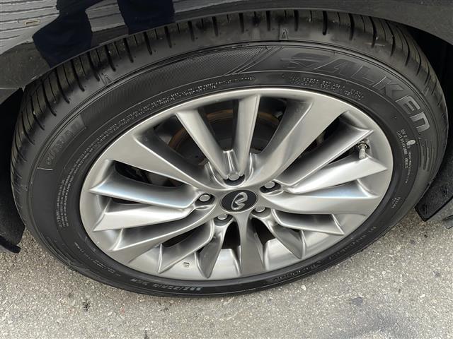 スカイライン 350GT FOUR ハイブリッド タイプP(13枚目)