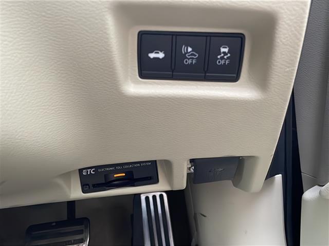 スカイライン 350GT FOUR ハイブリッド タイプP(22枚目)