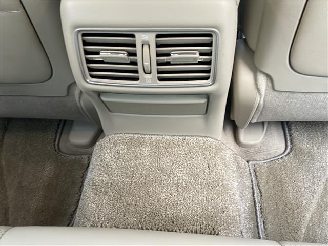 スカイライン 350GT FOUR ハイブリッド タイプP(26枚目)