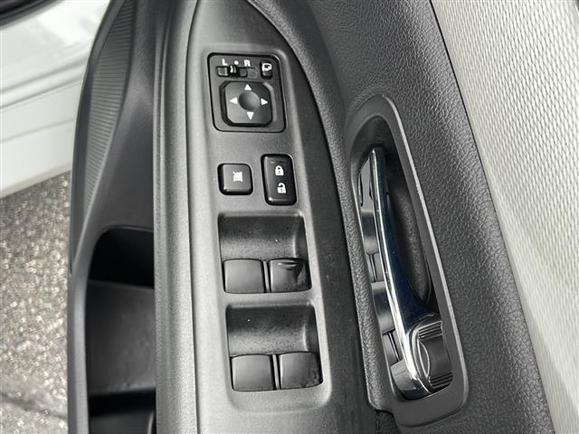 アウトランダーPHEV Gセーフティパッケージ(23枚目)