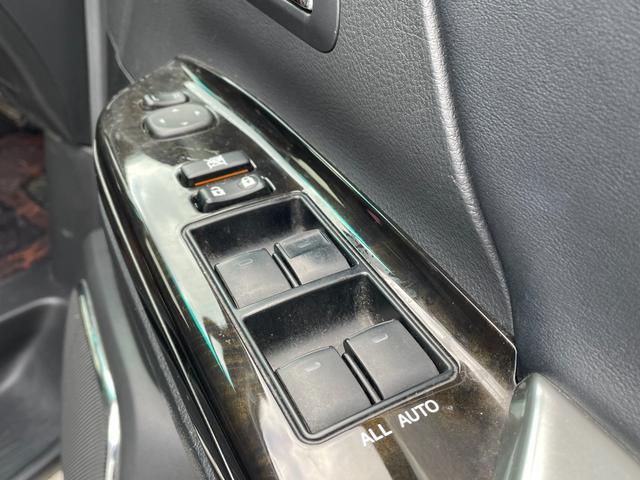 アルファード ２４０Ｓ　タイプゴールドＩＩ　ワンオーナー／社外７インチメモリーナビゲーション／ＣＤ／ＤＶＤ／フルセグＴＶ／Ｂｌｕｅｔｏｏｔｈ／ビルトインＥＴＣ／クルーズコントロール／両側パワースライドドア（20枚目）