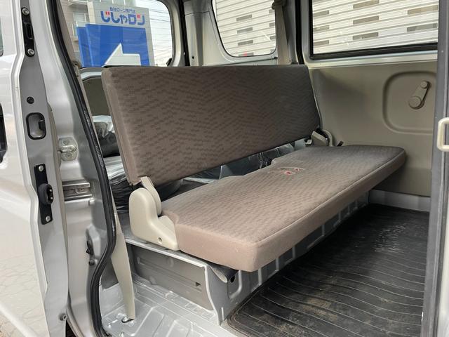 エブリイ ＰＡ　純正ラジオ／ＭＤ／ＥＴＣ／両側スライドドア／ヘッドライドレベライザー／フロアマット（8枚目）