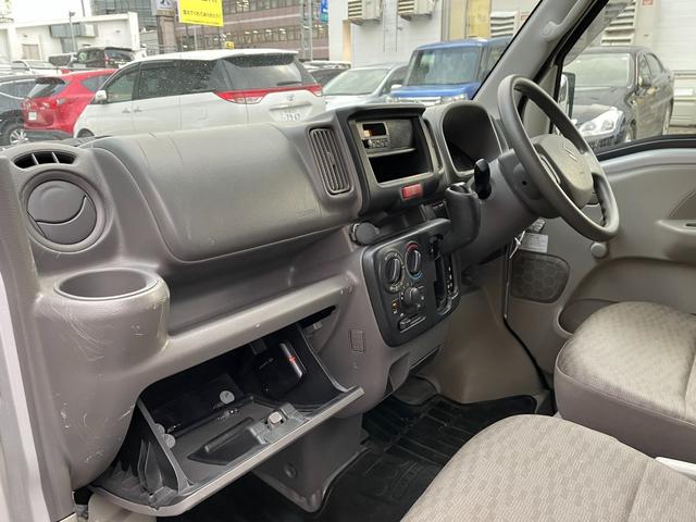 エブリイ ＰＡ　純正ラジオ／ＭＤ／ＥＴＣ／両側スライドドア／ヘッドライドレベライザー／フロアマット（10枚目）