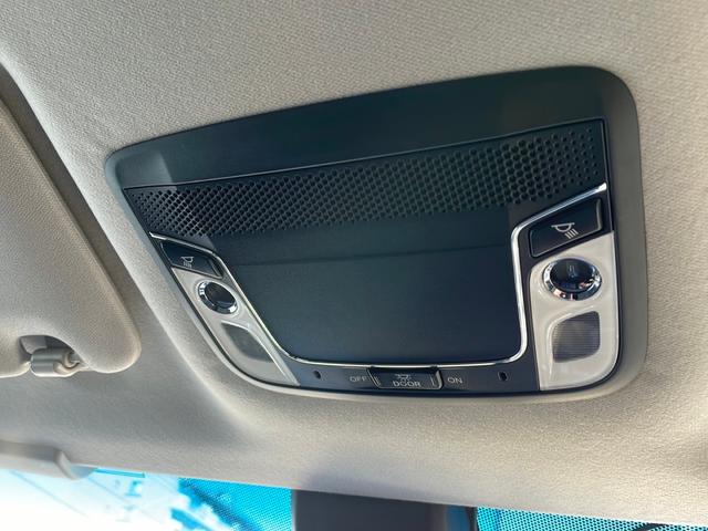 ヴェゼル ハイブリッドＸ　４ＷＤ／寒冷地仕様／シティーブレーキアクティブシステム／リアクティブフォースペダル／クルーズコントロール／社外８インチナビ／フルセグ／ＢＴ／ＣＤ／ＤＶＤ／バックカメラ／パドルシフト（20枚目）