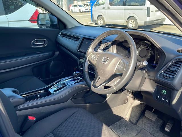 ヴェゼル ハイブリッドＸ　４ＷＤ／寒冷地仕様／シティーブレーキアクティブシステム／リアクティブフォースペダル／クルーズコントロール／社外８インチナビ／フルセグ／ＢＴ／ＣＤ／ＤＶＤ／バックカメラ／パドルシフト（24枚目）