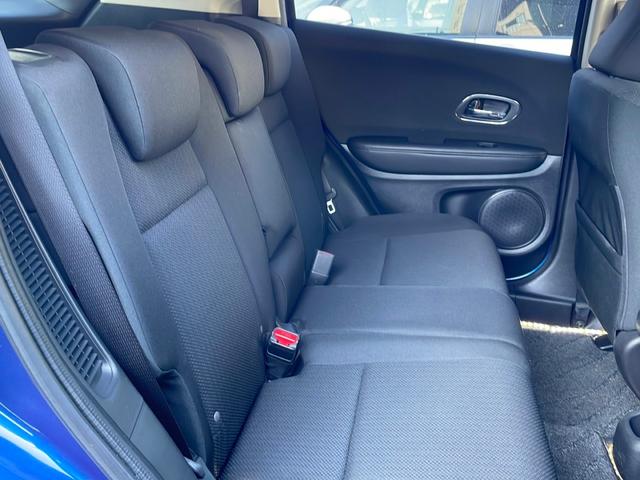 ヴェゼル ハイブリッドＸ　４ＷＤ／寒冷地仕様／シティーブレーキアクティブシステム／リアクティブフォースペダル／クルーズコントロール／社外８インチナビ／フルセグ／ＢＴ／ＣＤ／ＤＶＤ／バックカメラ／パドルシフト（29枚目）