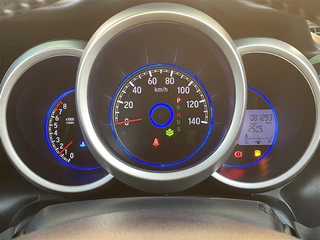 N-BOXカスタム G・ターボLパッケージ 社外ナビ/両側パワースライドドア/Bluetoothオーディオ/キセノンライト/Autoライト/ETC/シートヒーター/パドルシフト/クルーズコントロール/フロアマット/盗難防止(5枚目)