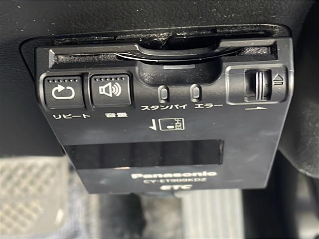 N-BOXカスタム G・ターボLパッケージ 社外ナビ/両側パワースライドドア/Bluetoothオーディオ/キセノンライト/Autoライト/ETC/シートヒーター/パドルシフト/クルーズコントロール/フロアマット/盗難防止(16枚目)