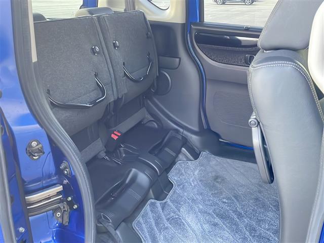N-BOXカスタム G・ターボLパッケージ 社外ナビ/両側パワースライドドア/Bluetoothオーディオ/キセノンライト/Autoライト/ETC/シートヒーター/パドルシフト/クルーズコントロール/フロアマット/盗難防止(24枚目)