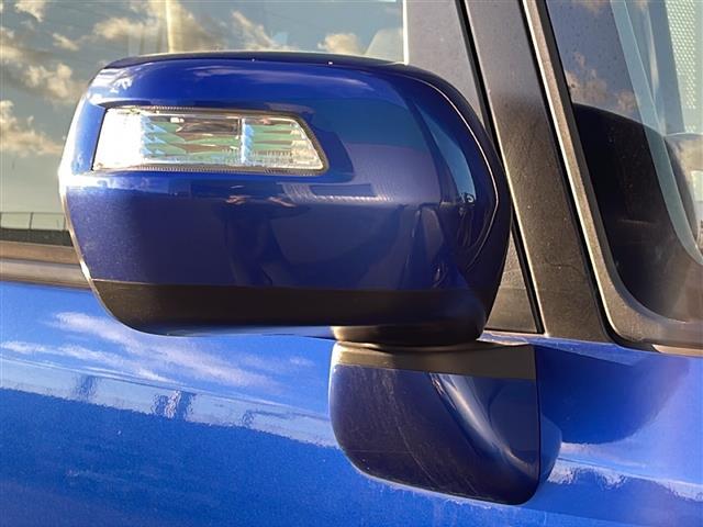 N-BOXカスタム G・ターボLパッケージ 社外ナビ/両側パワースライドドア/Bluetoothオーディオ/キセノンライト/Autoライト/ETC/シートヒーター/パドルシフト/クルーズコントロール/フロアマット/盗難防止(34枚目)