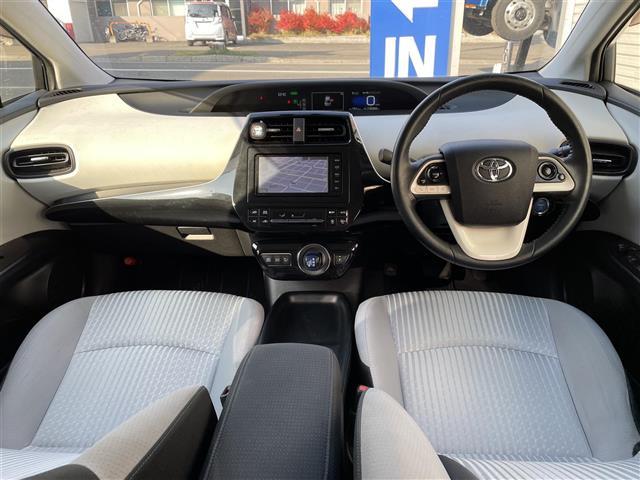 プリウス Ｓ　社外エアロ　純正ナビ・ＴＶ　バックカメラ　ＥＴＣ（25枚目）