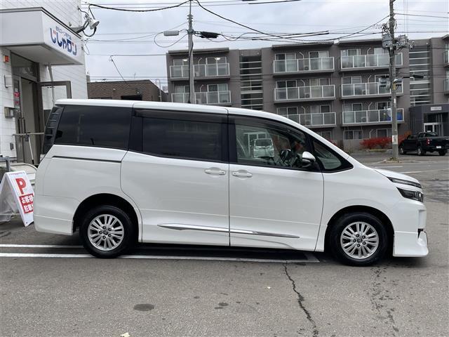 ヴォクシー V モデリスタエアロ 両側パワースライドドア ETC(23枚目)