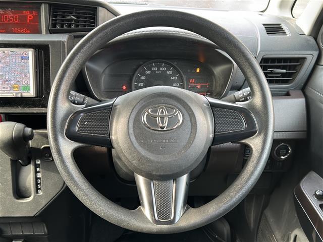 タンク X S 4WD ワンオーナー 純正ナビ・TV パワースライドドア(4枚目)