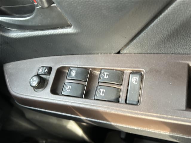 タンク X S 4WD ワンオーナー 純正ナビ・TV パワースライドドア(12枚目)