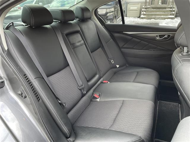 スカイライン 350GT FOUR ハイブリッド 純正ナビ・TV バックカメラ ETC(6枚目)