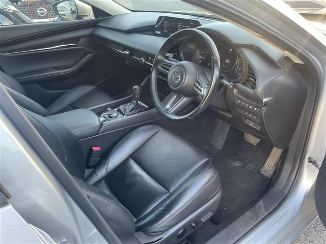 ＭＡＺＤＡ３ファストバック ＸＤ　Ｌパッケージ　ＣＤ／ＤＶＤプレーヤー、３６０℃セーフティパッケージ（16枚目）