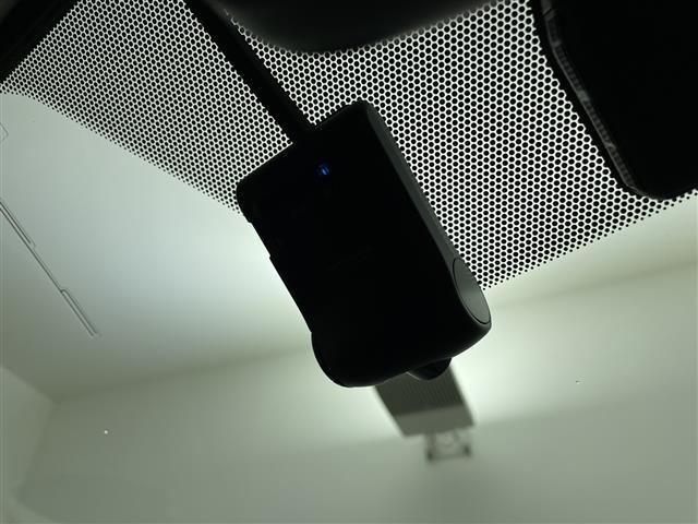 エスクァイア ハイブリッドGi 社外ナビ 後席モニター クルコン Bカメラ(4枚目)