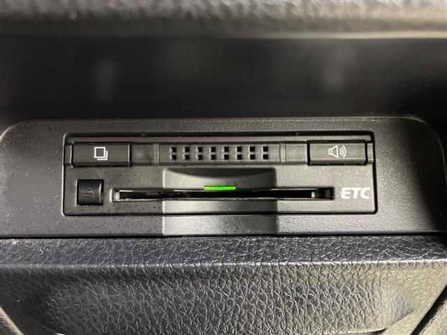エスクァイア ハイブリッドGi 社外ナビ 後席モニター クルコン Bカメラ(17枚目)