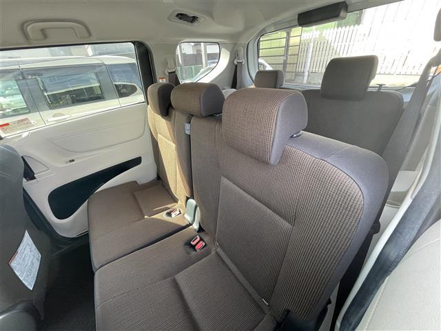 シエンタ ハイブリッドＧ　純正ナビ・パワースライドドア・リアカメラ（11枚目）