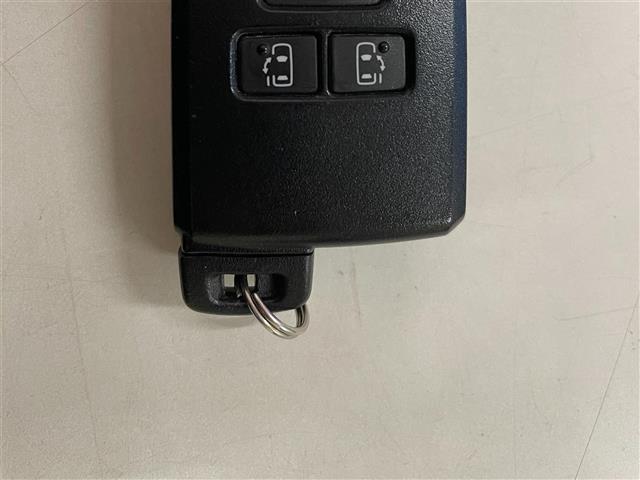 シエンタ ハイブリッドＧ　純正ナビ・パワースライドドア・リアカメラ（31枚目）