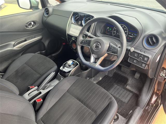 ノート e-パワーオーテック スポーツスペック クルーズコントロール ヒーター付きドアミラー 地デジTV/DVD/CD/Bluetooth(15枚目)