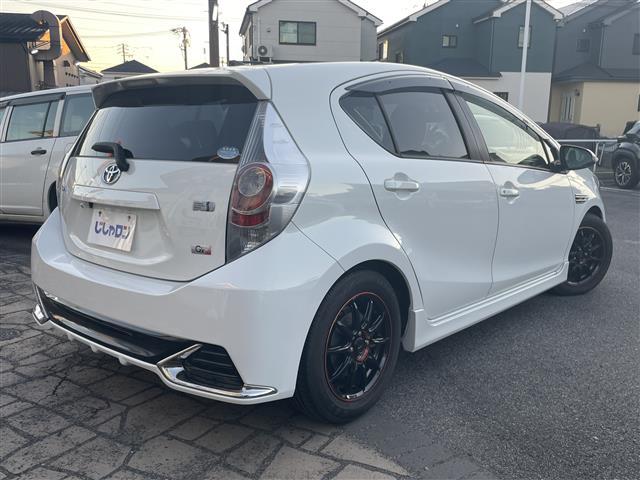 アクア Ｇ　Ｇ’ｓ　社外メモリーナビ、バックカメラ、ＥＴＣ、ハーフレザーシート、社外１５インチＡＷ（33枚目）