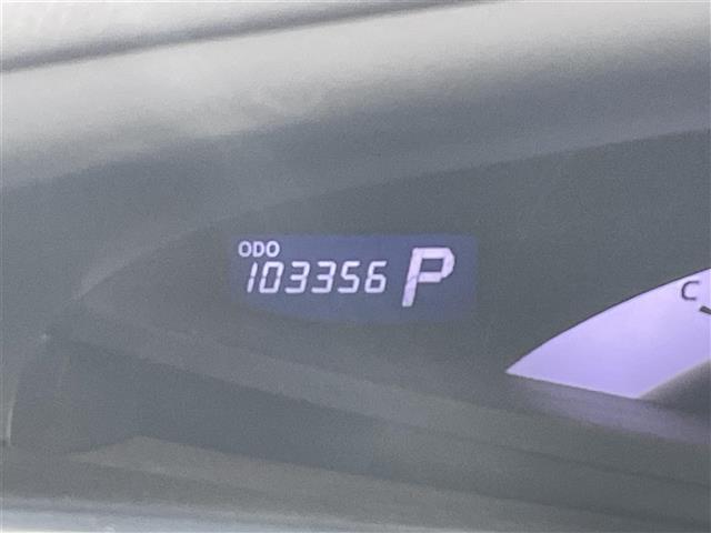 エスティマ アエラス　純正ナビ／Ｂｌｕｅｔｏｏｔｈ／クルーズコントロール／フリップダウンモニター／２列目オットマン／両側パワースライドドア／ビルトインＥＴＣ（12枚目）