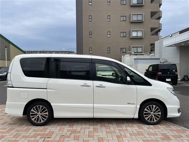 セレナ ハイウェイスターＧ　Ｓ－ＨＶアドバンスドセーフティ（3枚目）
