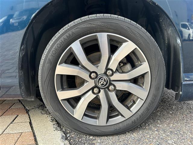 ルーミー カスタムG-T プッシュスタート スペアキー 純正ナビ バックカメラ Bluetooth接続可 DVD視聴可(走行時不可) CD、AM、FM視聴可 フルセグTV 両側スライドドア ウインカーミラー 純正LEDヘッド(11枚目)