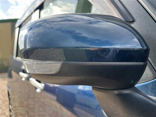 ルーミー カスタムG-T プッシュスタート スペアキー 純正ナビ バックカメラ Bluetooth接続可 DVD視聴可(走行時不可) CD、AM、FM視聴可 フルセグTV 両側スライドドア ウインカーミラー 純正LEDヘッド(12枚目)