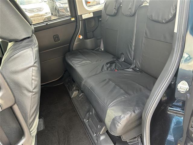 ルーミー カスタムG-T プッシュスタート スペアキー 純正ナビ バックカメラ Bluetooth接続可 DVD視聴可(走行時不可) CD、AM、FM視聴可 フルセグTV 両側スライドドア ウインカーミラー 純正LEDヘッド(17枚目)