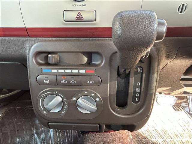 アルトラパンショコラ G スマートキー AM、FM視聴可能 本革巻きステアリング 純正キセノンヘッドランプ(20枚目)