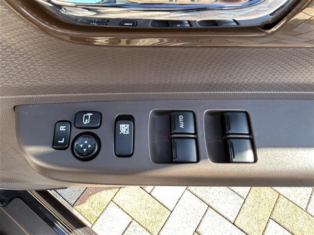 アルトラパンショコラ G スマートキー AM、FM視聴可能 本革巻きステアリング 純正キセノンヘッドランプ(23枚目)