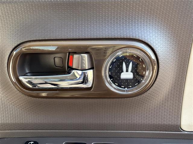 アルトラパンショコラ G スマートキー AM、FM視聴可能 本革巻きステアリング 純正キセノンヘッドランプ(24枚目)