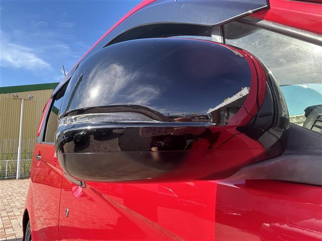 N-WGNカスタム G SS2トーンカラースタイルパッケージ プッシュスタート スマートキー 純正ナビ Bluetooth接続可 CD、AM、FM視聴可能 ワンセグTV(走行時可) ETC ドラレコ 純正AW 純正キセノンヘッドランプ ウインカーミラー(12枚目)