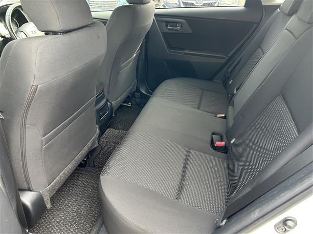 オーリス 150X Sパッケージ プッシュスタート スマートキー Bluetooth接続可 CD、DVD、AM、FM視聴可能(走行時可) 前後ドラレコ ウインカーミラー 本革巻きステアリング キセノンヘッドランプ 純正AW(11枚目)