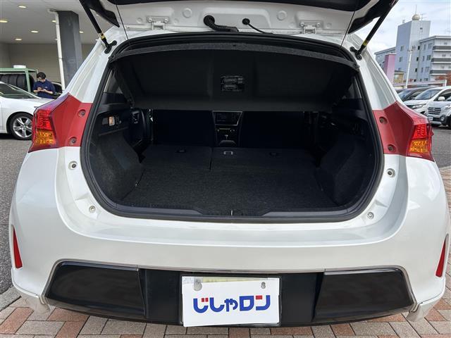 オーリス 150X Sパッケージ プッシュスタート スマートキー Bluetooth接続可 CD、DVD、AM、FM視聴可能(走行時可) 前後ドラレコ ウインカーミラー 本革巻きステアリング キセノンヘッドランプ 純正AW(13枚目)